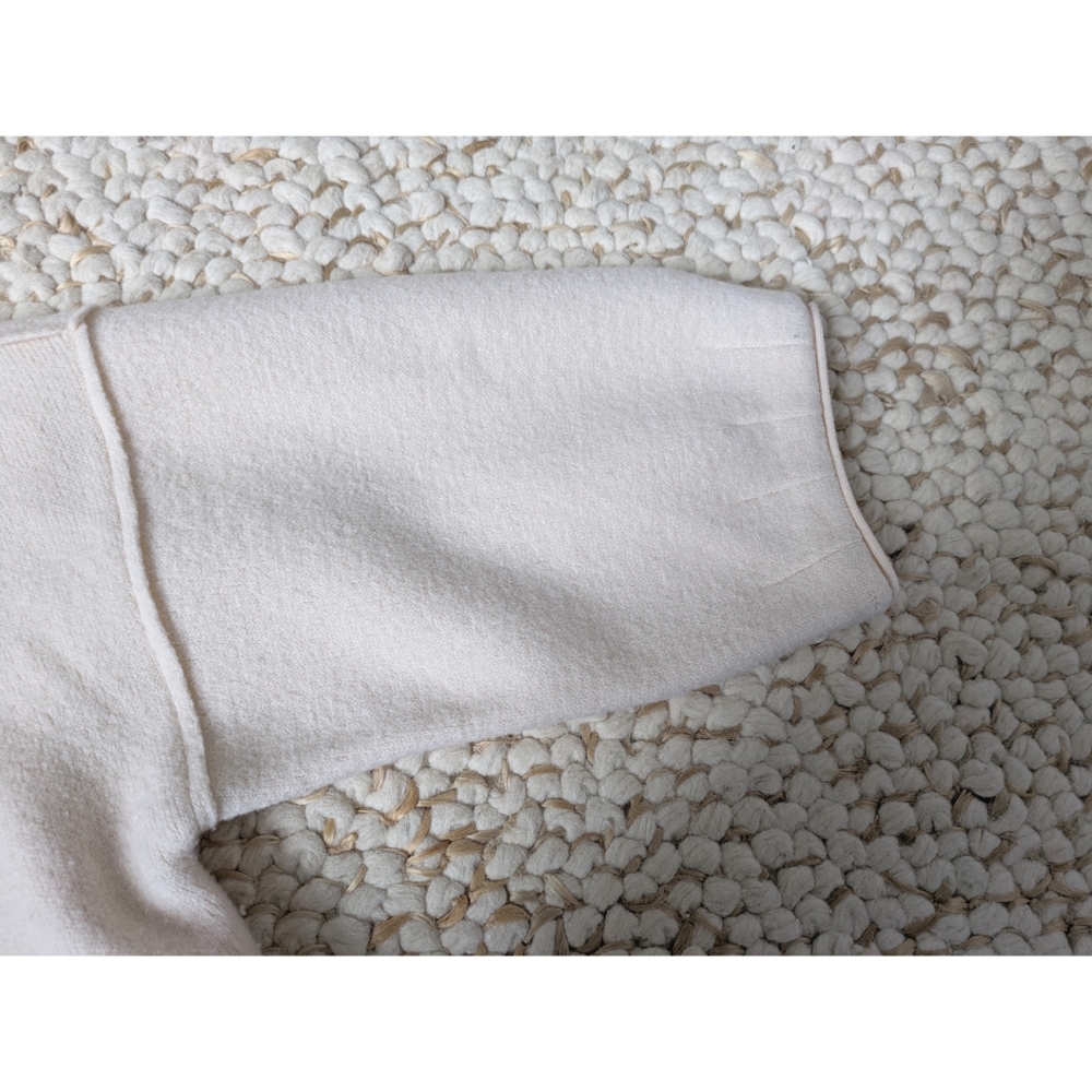 Alice + Olivia Wool Cropped Scooped Neck Three-quarter Sleeve Sweater Size M - Picture 9 of 14